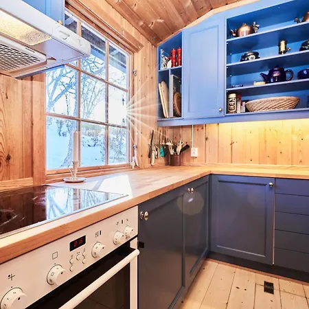 Holiday home Newly Renovated, Centrally Located Family With Mountain View