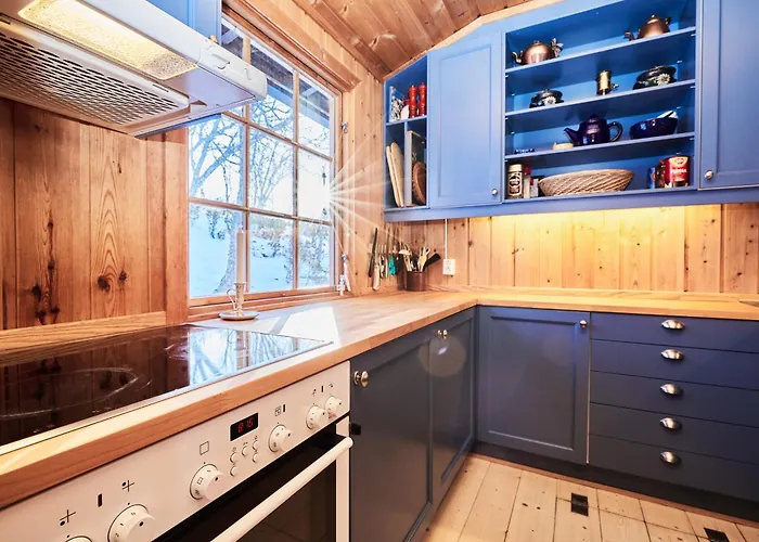 Holiday home Newly Renovated, Centrally Located Family With Mountain View